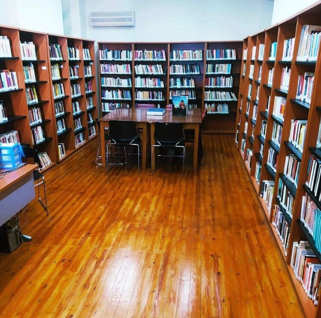 pireastime dimotiki vivliothiki n faliro eso