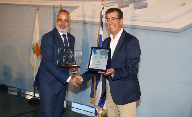 pireastime karidis ploio lemesos