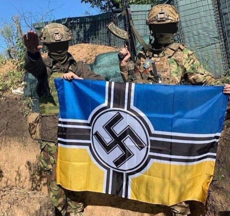 pireastime oykrania nazi