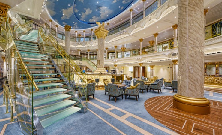 pireastime Costa Venezia1