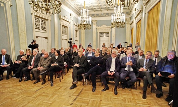 pireastime 125 xronia empor syllogos2