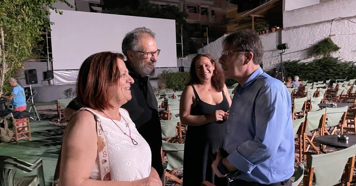 pireastime cine kokkinos daskalos2