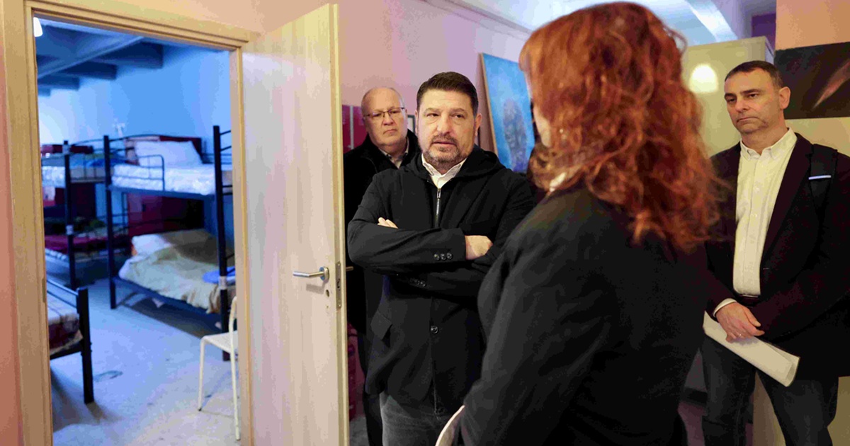 pireastime domi astegon peiraia xardalias2