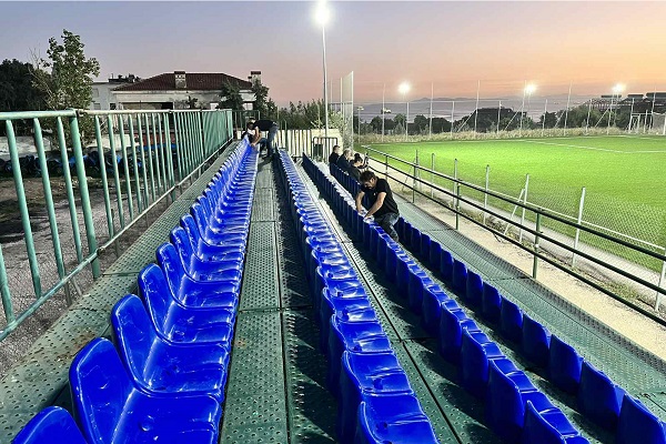 pireastime drapetswna giannis vazos