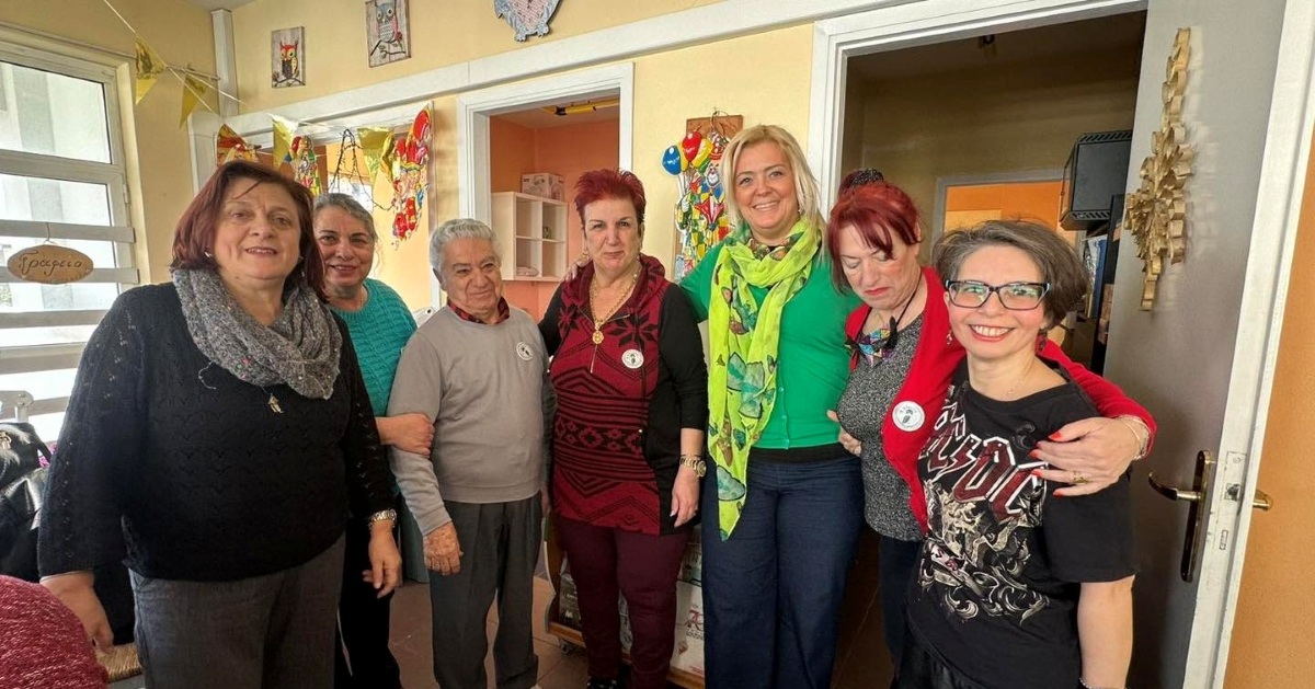 pireastime keratsini draseis apokrias2