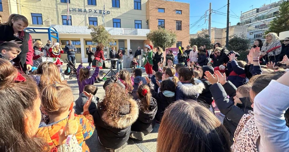 pireastime keratsini paidikes xristou ekdiloseis2