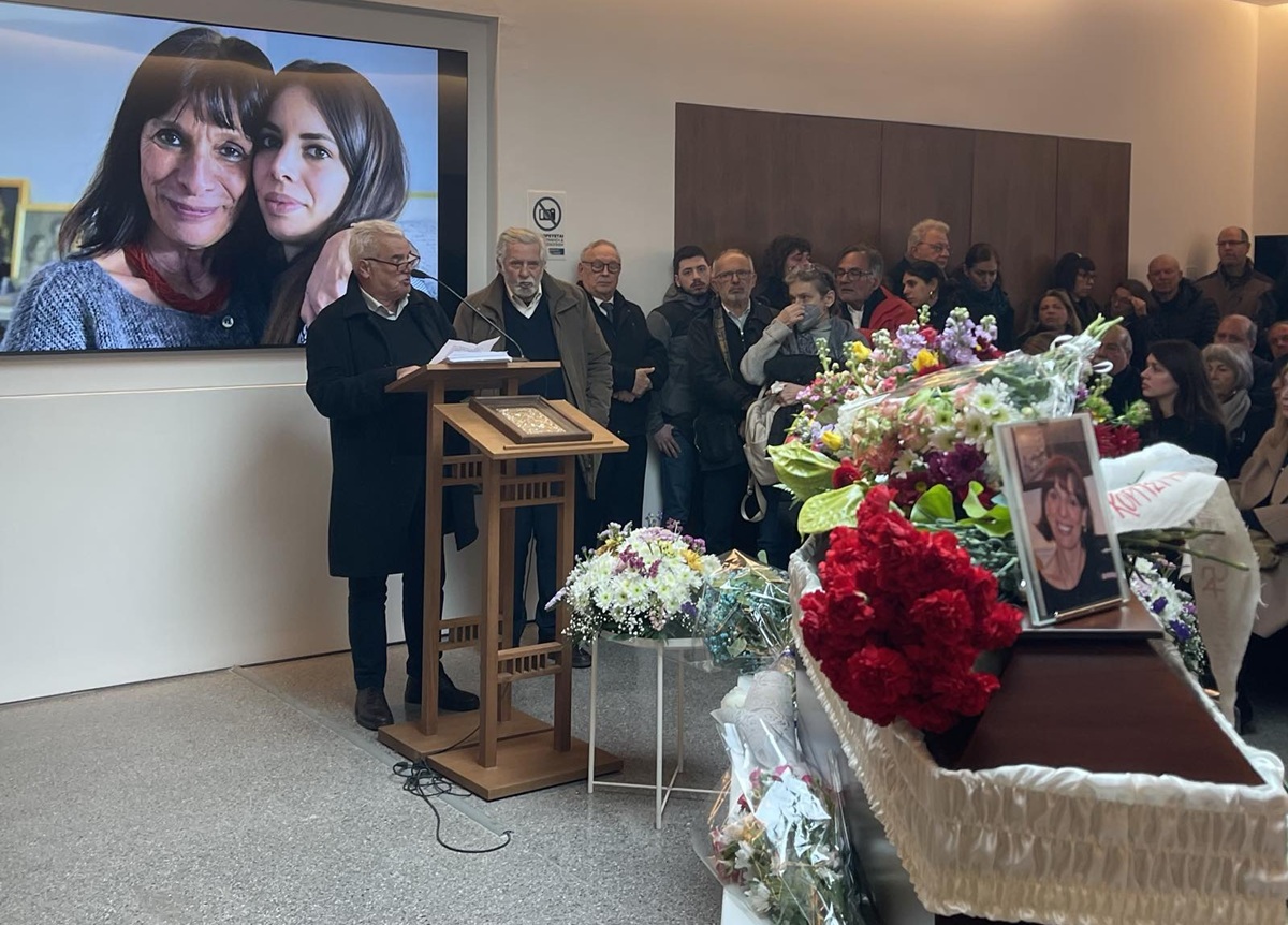 pireastime lia apetofrotirio5