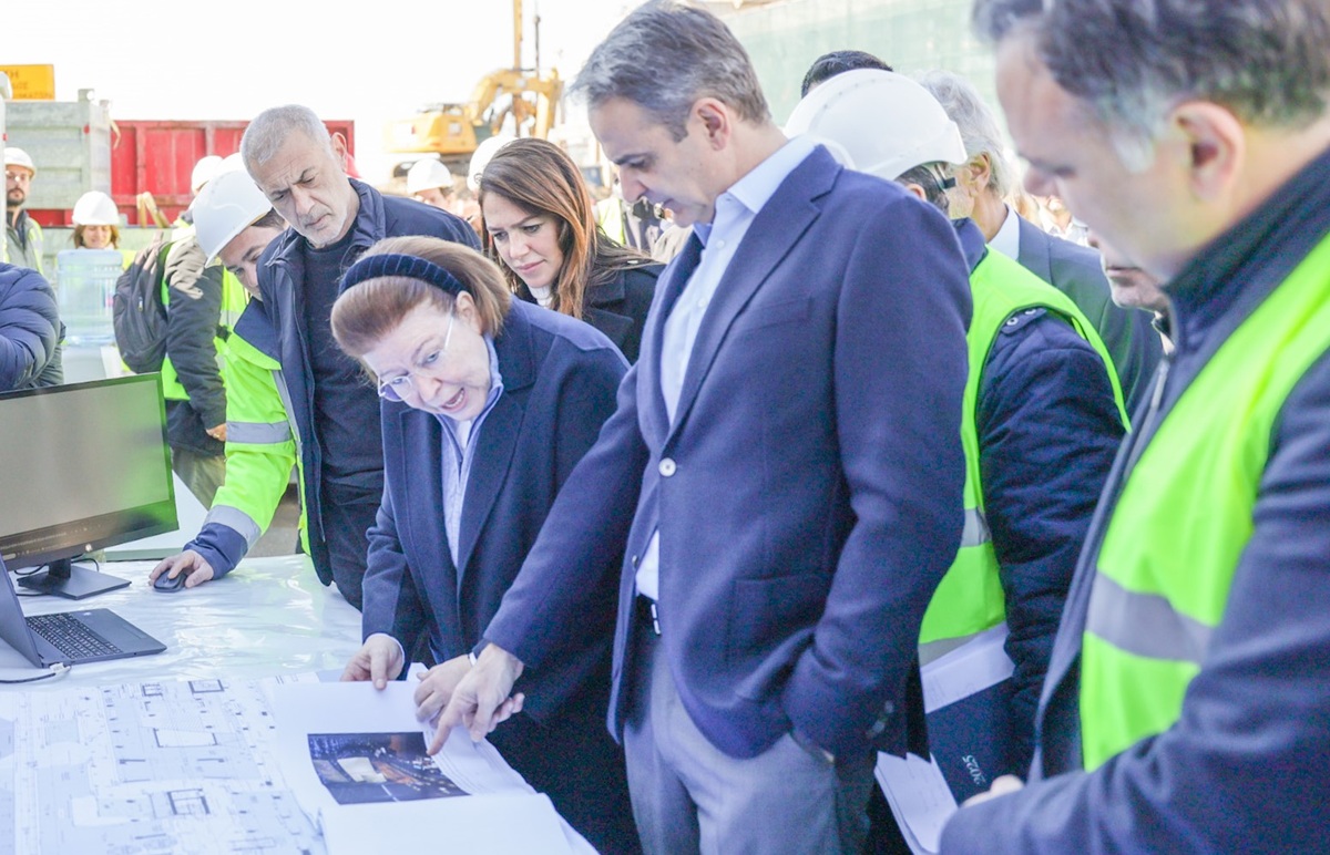 pireastime mitsotakis moralis1
