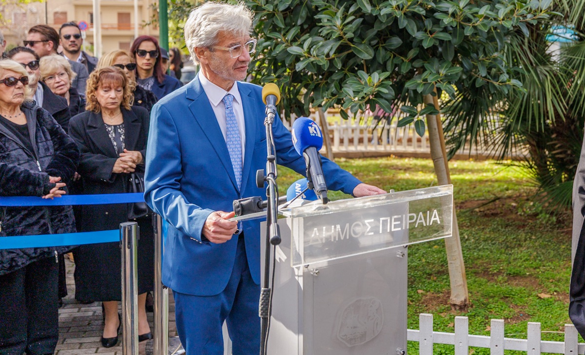 pireastime mnimosino vlaxakos2