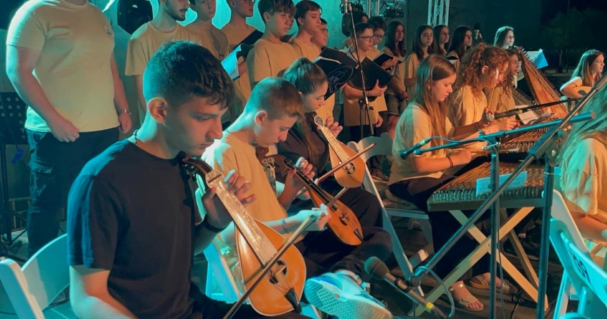 pireastime mousiko sxoleio peiraia1