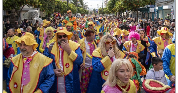 pireastime nikaia parelasi karnavali