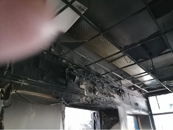 pireastime nososokomeio nikaia fwtia