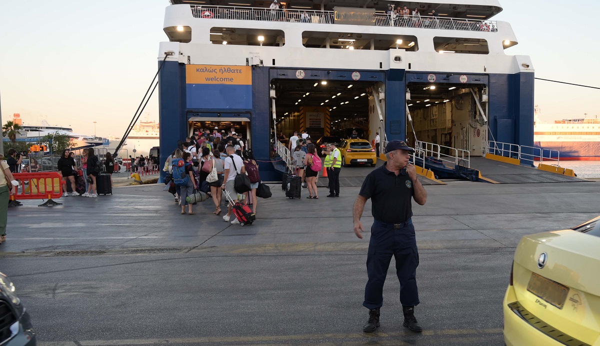 pireastime stylianidis peiraia2